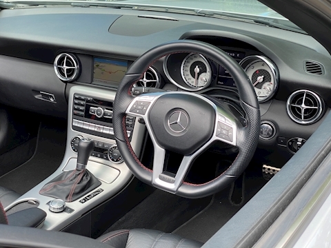 Slk Slk250 Cdi Blueefficiency Amg Sport 2.2 2dr Convertible Automatic Diesel