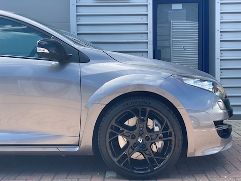 2.0T 16V Renaultsport Coupe 3dr Petrol Manual (195 g/km, 250 bhp)