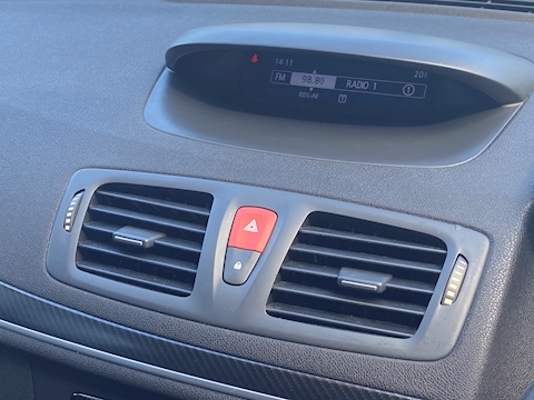 2.0T 16V Renaultsport Coupe 3dr Petrol Manual (195 g/km, 250 bhp)