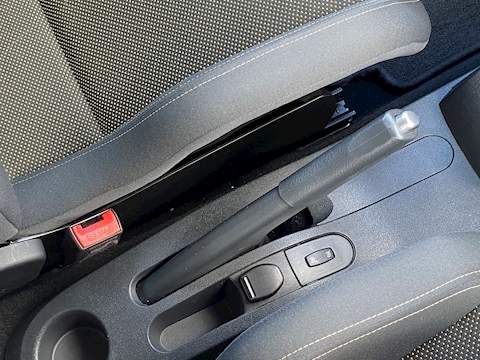 2.0 Renaultsport Hatchback 3dr Petrol Manual (190 g/km, 197 bhp)