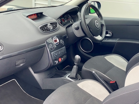 2.0 Renaultsport Hatchback 3dr Petrol Manual (190 g/km, 197 bhp)