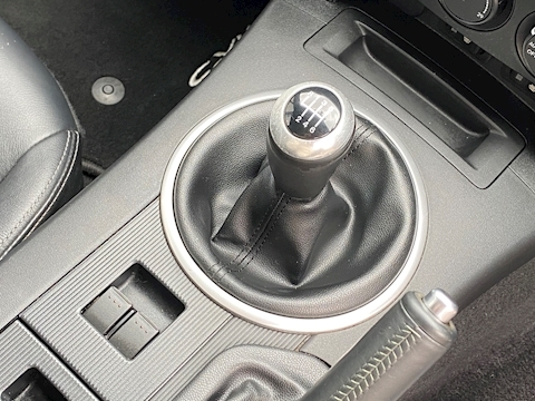 2.0i Sport Convertible 2dr Petrol Manual (193 g/km, 158 bhp)