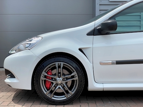 2.0 Renaultsport Cup Hatchback 3dr Petrol Manual (190 g/km, 197 bhp)
