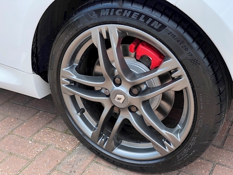 2.0 Renaultsport Cup Hatchback 3dr Petrol Manual (190 g/km, 197 bhp)