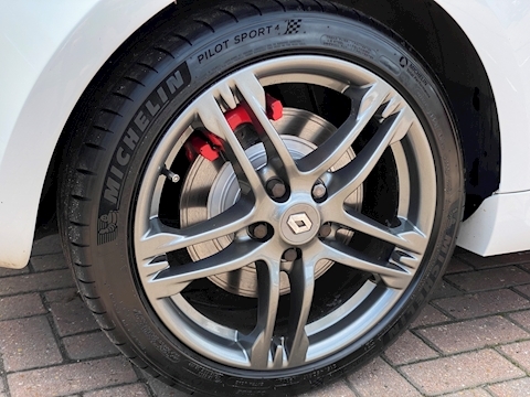 2.0 Renaultsport Cup Hatchback 3dr Petrol Manual (190 g/km, 197 bhp)