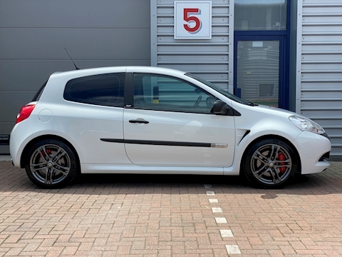 2.0 Renaultsport Cup Hatchback 3dr Petrol Manual (190 g/km, 197 bhp)