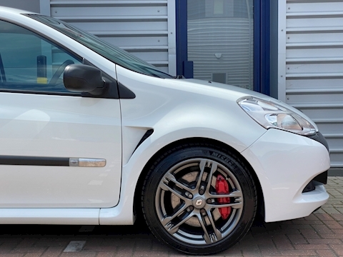 2.0 Renaultsport Cup Hatchback 3dr Petrol Manual (190 g/km, 197 bhp)