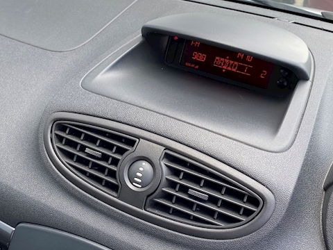 2.0 Renaultsport Cup Hatchback 3dr Petrol Manual (190 g/km, 197 bhp)