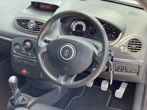 2.0 Renaultsport Cup Hatchback 3dr Petrol Manual (190 g/km, 197 bhp)