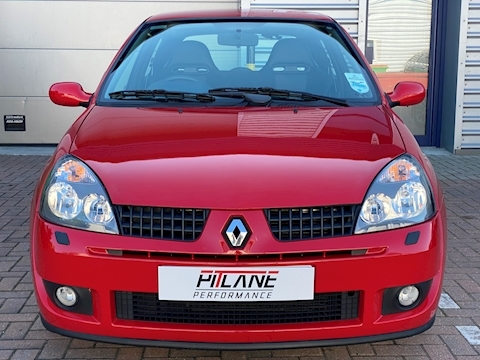 2.0 16v Renaultsport Trophy Hatchback 3dr Petrol Manual (194 g/km, 182 bhp)