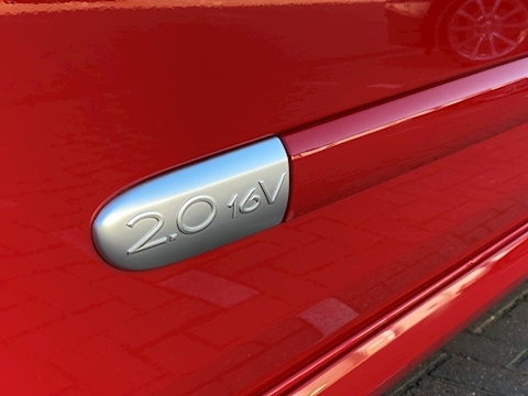 2.0 16v Renaultsport Trophy Hatchback 3dr Petrol Manual (194 g/km, 182 bhp)