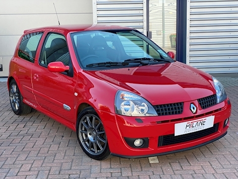 2.0 16v Renaultsport Trophy Hatchback 3dr Petrol Manual (194 g/km, 182 bhp)