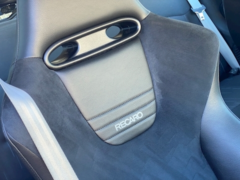 2.0 16v Renaultsport Trophy Hatchback 3dr Petrol Manual (194 g/km, 182 bhp)