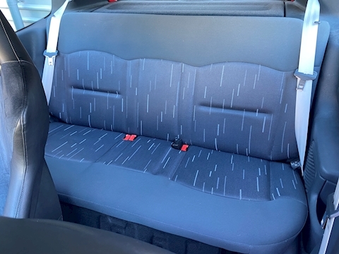 2.0 16v Renaultsport Trophy Hatchback 3dr Petrol Manual (194 g/km, 182 bhp)