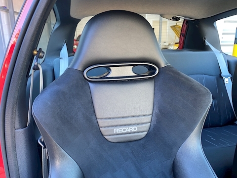 2.0 16v Renaultsport Trophy Hatchback 3dr Petrol Manual (194 g/km, 182 bhp)