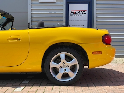 1.6 California Limited Edition Convertible 2dr Petrol Manual (211 g/km, 110 bhp)