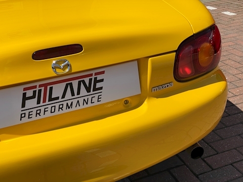 1.6 California Limited Edition Convertible 2dr Petrol Manual (211 g/km, 110 bhp)