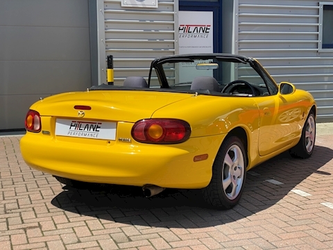 1.6 California Limited Edition Convertible 2dr Petrol Manual (211 g/km, 110 bhp)