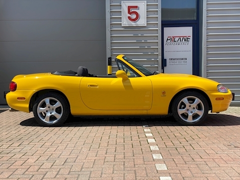 1.6 California Limited Edition Convertible 2dr Petrol Manual (211 g/km, 110 bhp)