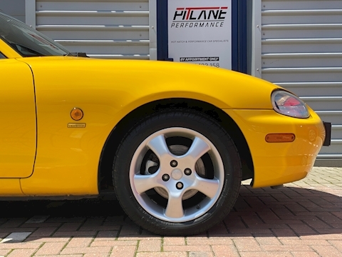1.6 California Limited Edition Convertible 2dr Petrol Manual (211 g/km, 110 bhp)