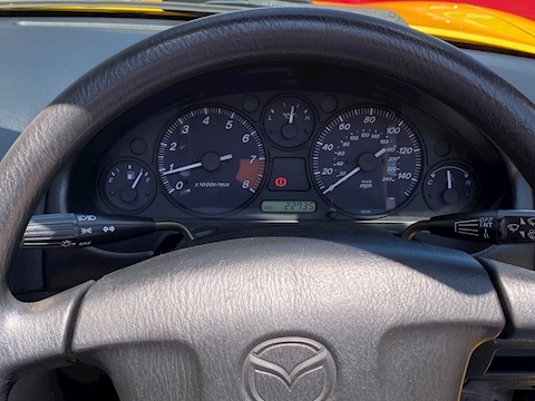 1.6 California Limited Edition Convertible 2dr Petrol Manual (211 g/km, 110 bhp)