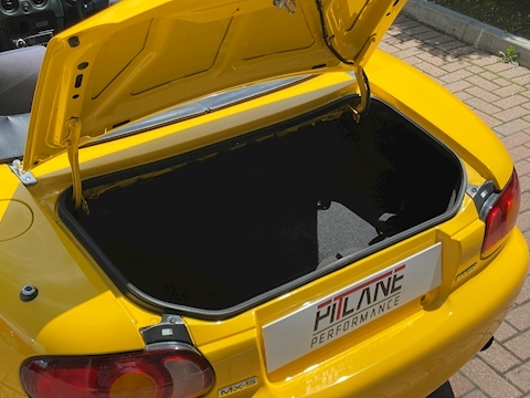 1.6 California Limited Edition Convertible 2dr Petrol Manual (211 g/km, 110 bhp)