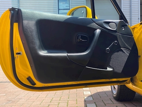 1.6 California Limited Edition Convertible 2dr Petrol Manual (211 g/km, 110 bhp)