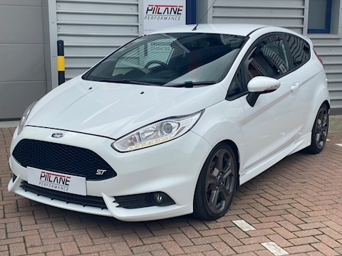 1.6 EcoBoost ST-3 Hatchback 3dr Petrol Manual (138 g/km, 180 bhp)