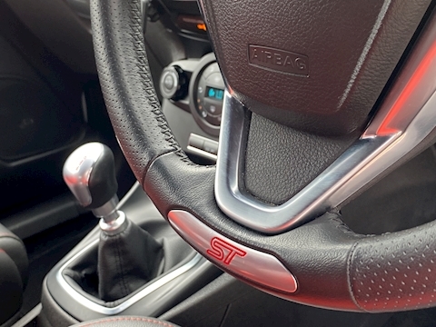 1.6 EcoBoost ST-3 Hatchback 3dr Petrol Manual (138 g/km, 180 bhp)
