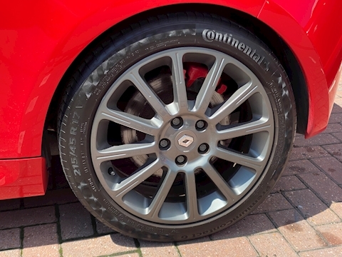 2.0 16v Renaultsport F1 Team Hatchback 3dr Petrol Manual (199 g/km, 197 bhp)