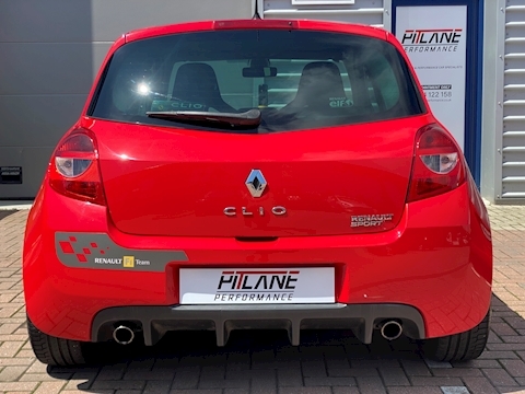 2.0 16v Renaultsport F1 Team Hatchback 3dr Petrol Manual (199 g/km, 197 bhp)