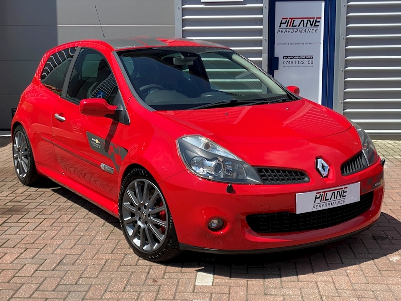 2.0 16v Renaultsport F1 Team Hatchback 3dr Petrol Manual (199 g/km, 197 bhp)