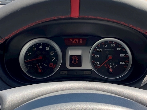 2.0 16v Renaultsport F1 Team Hatchback 3dr Petrol Manual (199 g/km, 197 bhp)