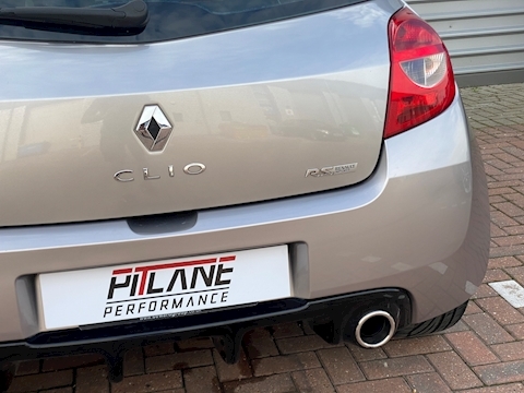 2.0 Renaultsport Hatchback 3dr Petrol Manual (195 g/km, 197 bhp)