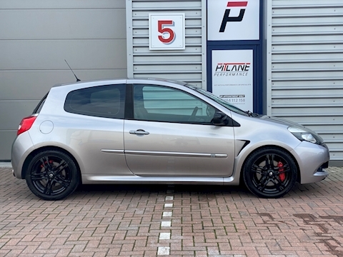 2.0 Renaultsport Hatchback 3dr Petrol Manual (195 g/km, 197 bhp)