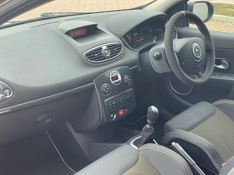 2.0 Renaultsport Hatchback 3dr Petrol Manual (195 g/km, 197 bhp)