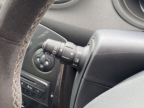 2.0 Renaultsport Hatchback 3dr Petrol Manual (195 g/km, 197 bhp)