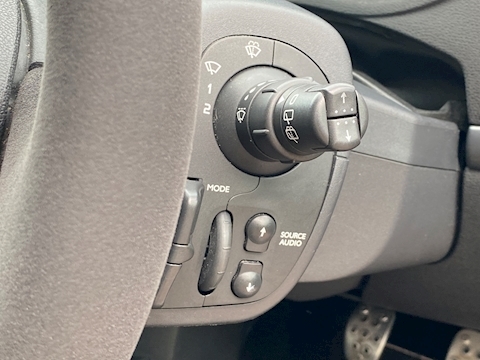 2.0 Renaultsport Hatchback 3dr Petrol Manual (195 g/km, 197 bhp)