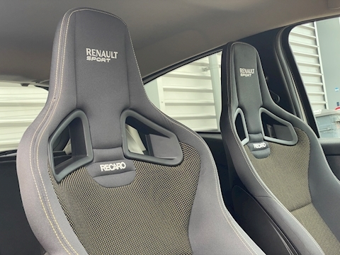 2.0 Renaultsport Hatchback 3dr Petrol Manual (195 g/km, 197 bhp)