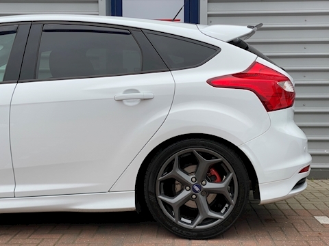 2.0 T ST-3 Hatchback 5dr Petrol Manual (169 g/km, 247 bhp)