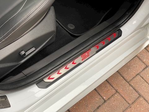 2.0 T ST-3 Hatchback 5dr Petrol Manual (169 g/km, 247 bhp)