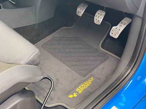 2.0 Renaultsport Hatchback 3dr Petrol Manual (190 g/km, 197 bhp)