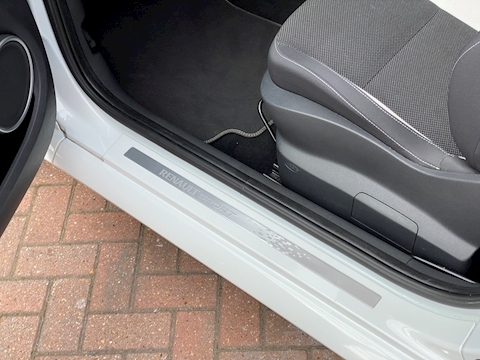 2.0 Renaultsport Hatchback 3dr Petrol Manual (190 g/km, 197 bhp)