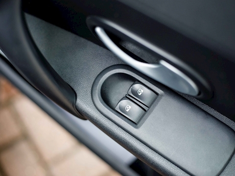 2.0 Renaultsport Hatchback 3dr Petrol Manual (195 g/km, 197 bhp)