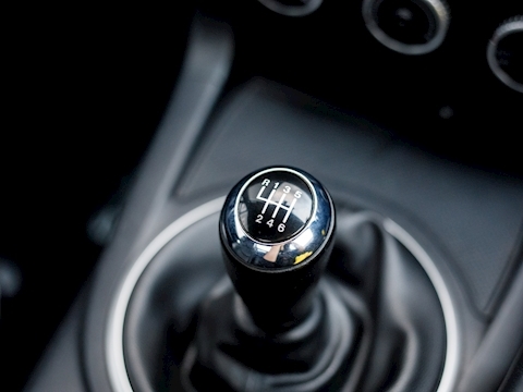 2.0i Sport Tech Roadster 2dr Petrol Manual (181 g/km, 158 bhp)