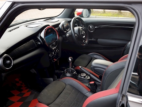 Hatch 2.0 John Cooper Works Hatchback 3dr Petrol Manual (s/s) (231 ps)