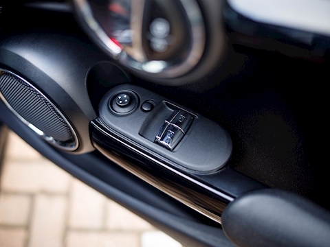 Hatch 2.0 John Cooper Works Hatchback 3dr Petrol Manual (s/s) (231 ps)