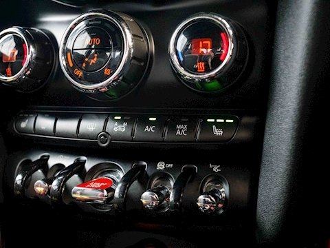 Hatch 2.0 John Cooper Works Hatchback 3dr Petrol Manual (s/s) (231 ps)