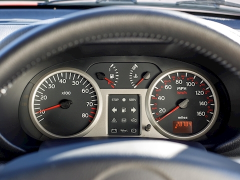 Clio 2.0 16v Renaultsport Trophy Hatchback 3dr Petrol Manual (194 g/km, 182 bhp)