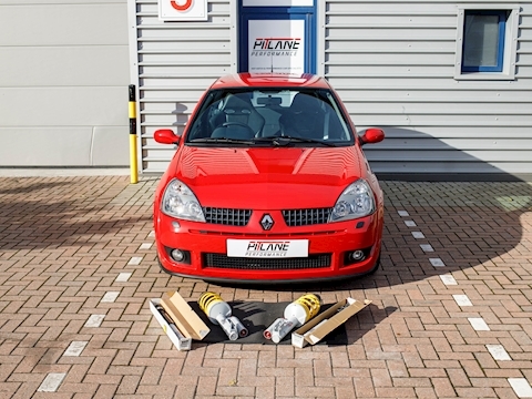 Clio 2.0 16v Renaultsport Trophy Hatchback 3dr Petrol Manual (194 g/km, 182 bhp)